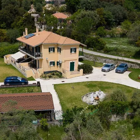 Vivi's House דירה